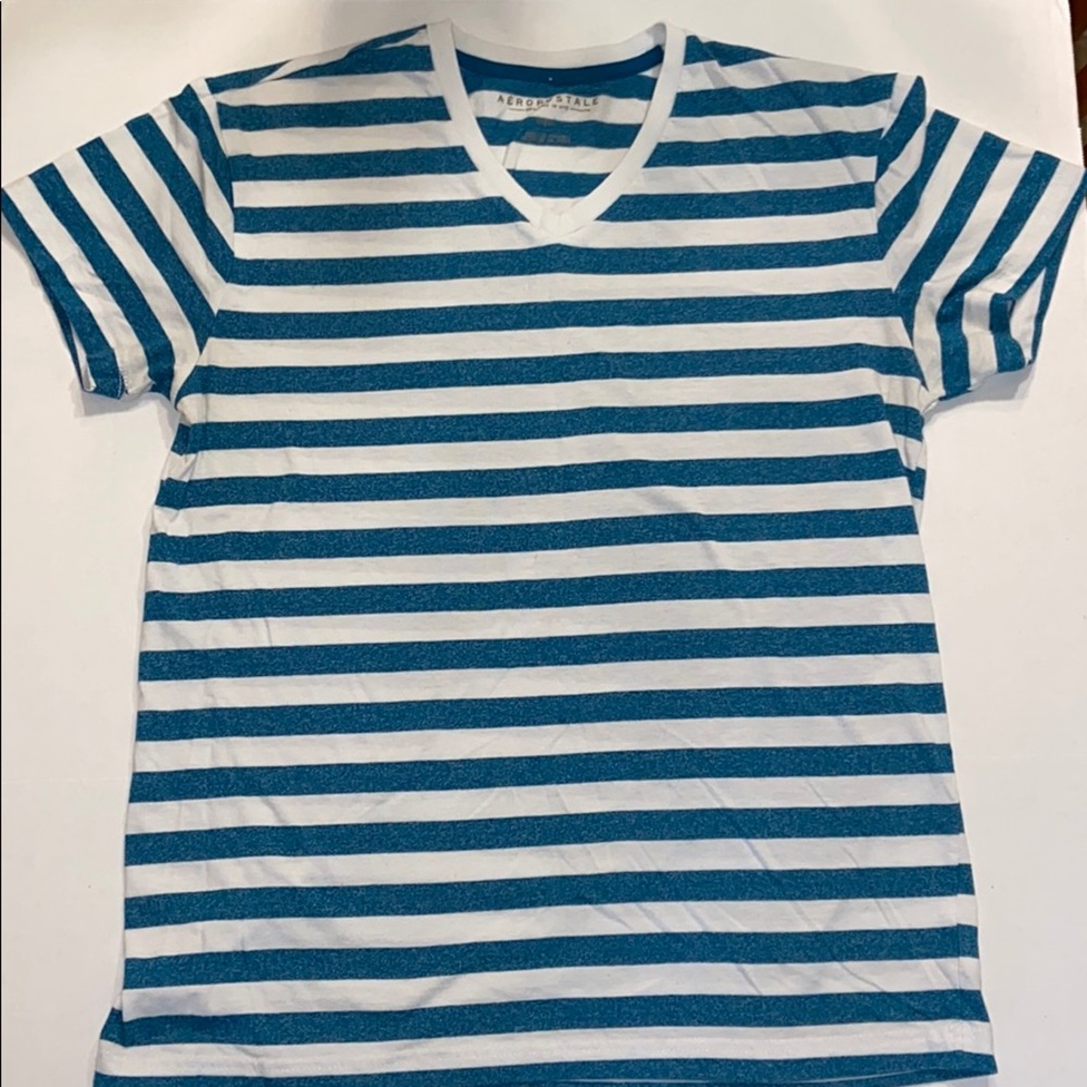 Aeropostale men’s striped tee